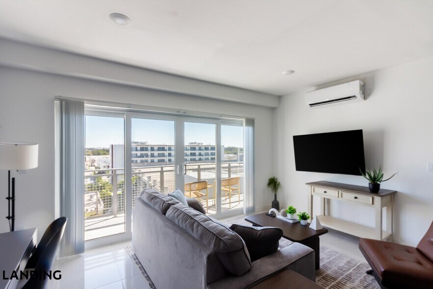 Building Photo - 25850 SW 140th Ct