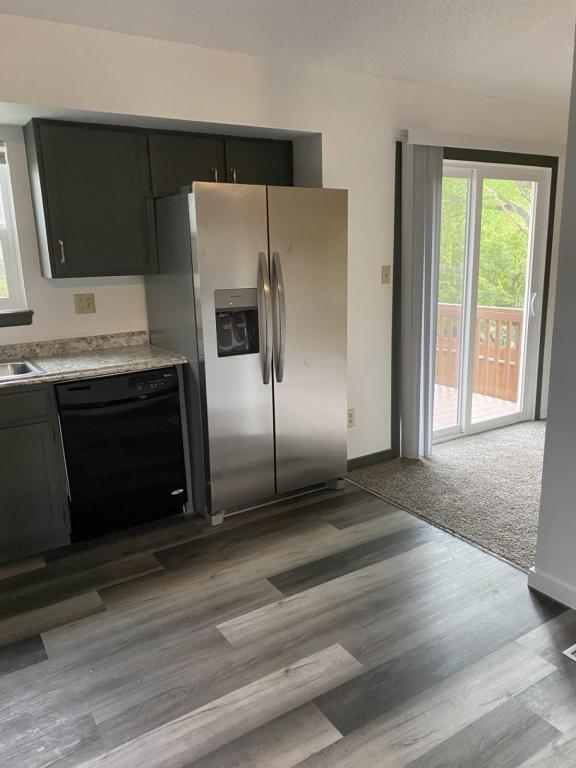 Building Photo - 5245 Mule Deer Dr
