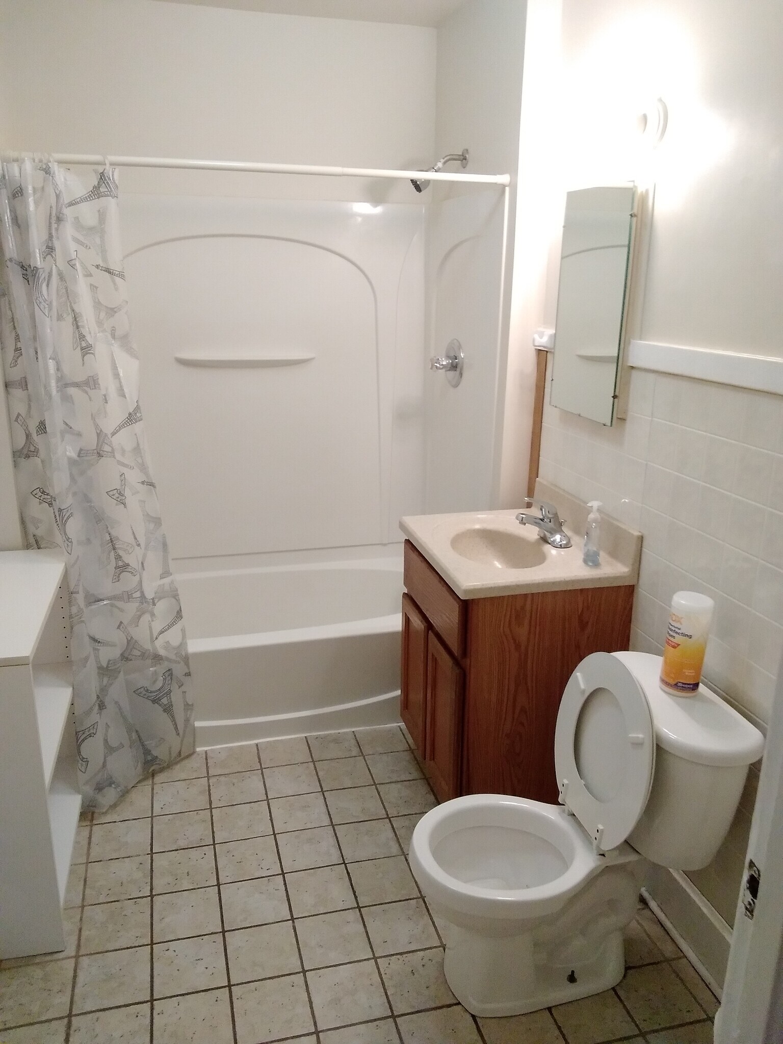 Building Photo - 1822 N Main St