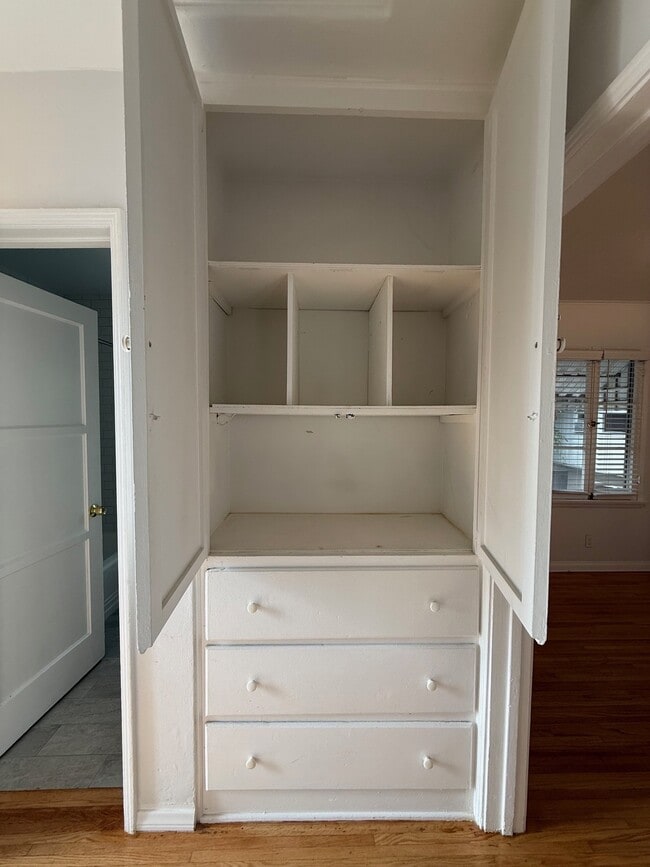 Building Photo - 1155 N Genesee Ave