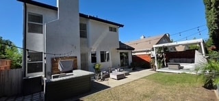 Building Photo - Beautiful Tracy 4 Bedroom 3 Bathroom Home