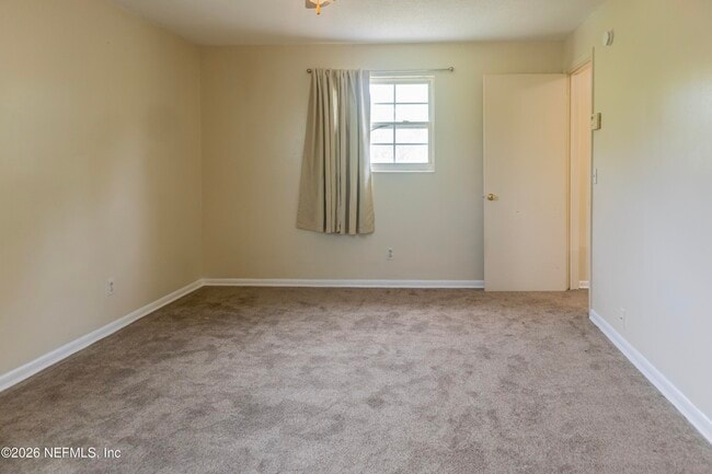 Building Photo - 5039 Winchester Dr S