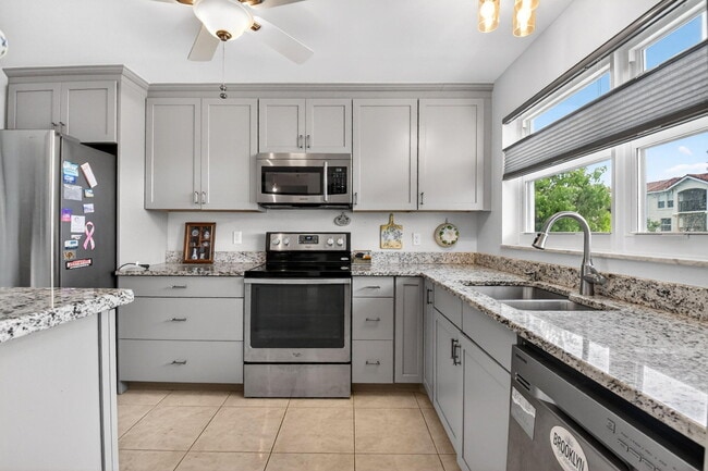 Building Photo - 2016 S Federal Hwy