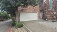 Building Photo - 706 S Jupiter Rd
