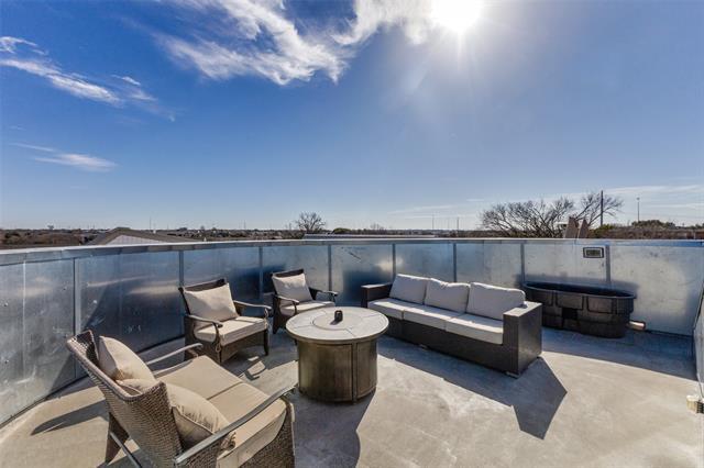 Building Photo - 308 Blackland Ct