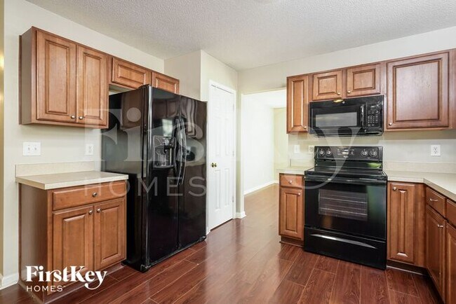 Building Photo - 4145 Crestwood Cir