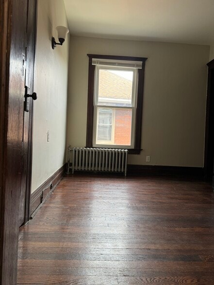 Building Photo - 4844 Commonwealth St