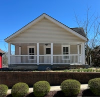 Building Photo - 876 Central Ave