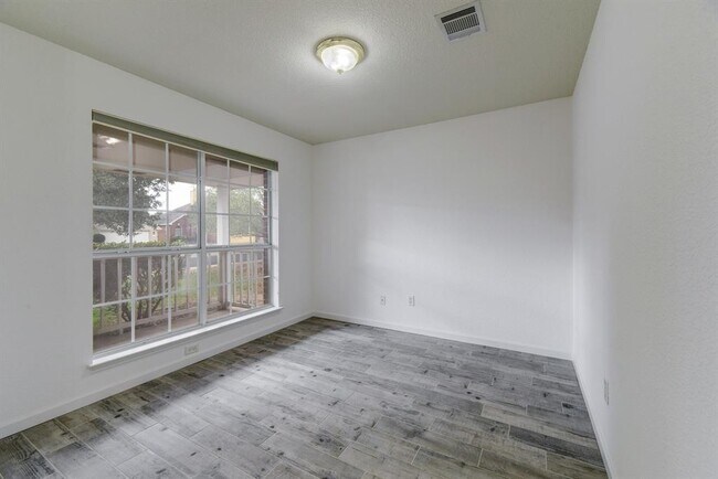 Building Photo - 234 Bastian Ln