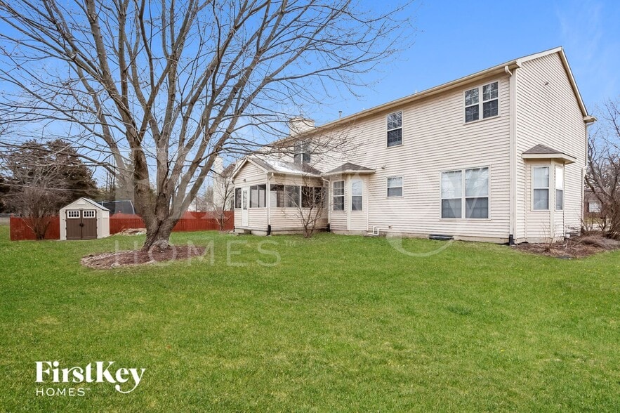 Building Photo - 10010 Fountain Springs Ct