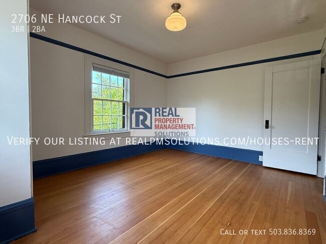 Building Photo - 2706 NE Hancock St
