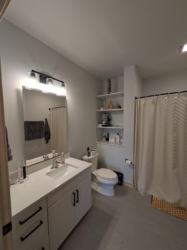 Building Photo - 6408 Bridge Rd