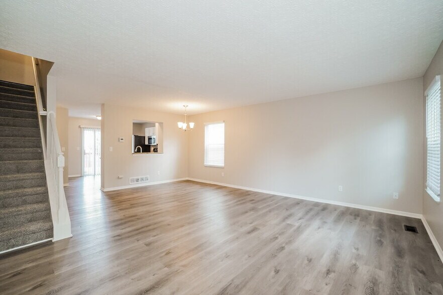 Building Photo - 4144 Portobello Dr