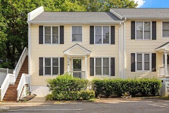 Building Photo - 2306 Stafford Ave
