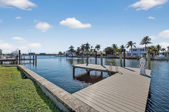 Building Photo - 122 Arlington Pl