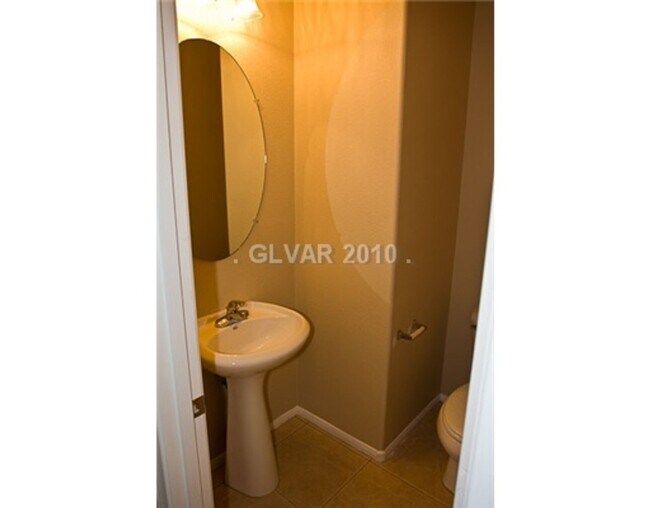 Building Photo - Beautiful 4Bed/3Bath/2Car home located within the Iron Mountain Ranch Community