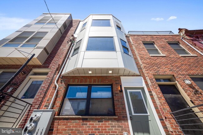 Building Photo - 1254 S 27th St