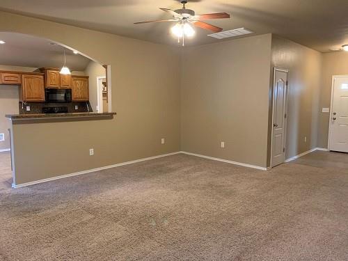 Building Photo - 605 E Juniper Ln