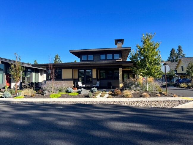 Building Photo - Stunning Prairie style 2bd/2bath + office in ClearPine!