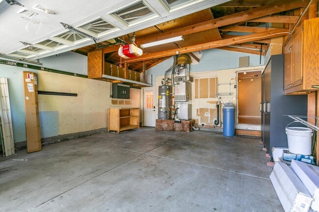 Building Photo - 14965 Dark Star Ct