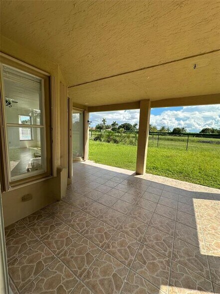 Building Photo - 13376 SW 47th St