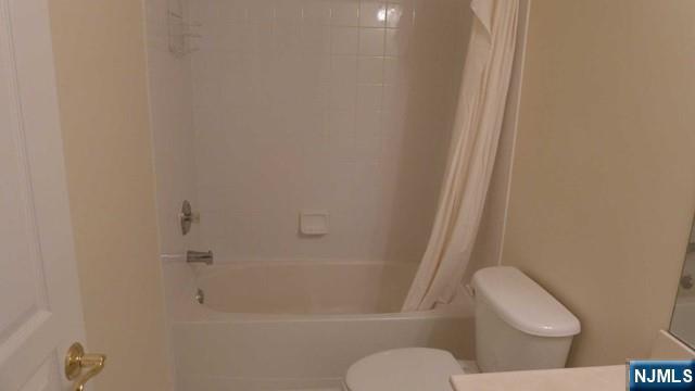 Building Photo - 85 Buckthorn Ct
