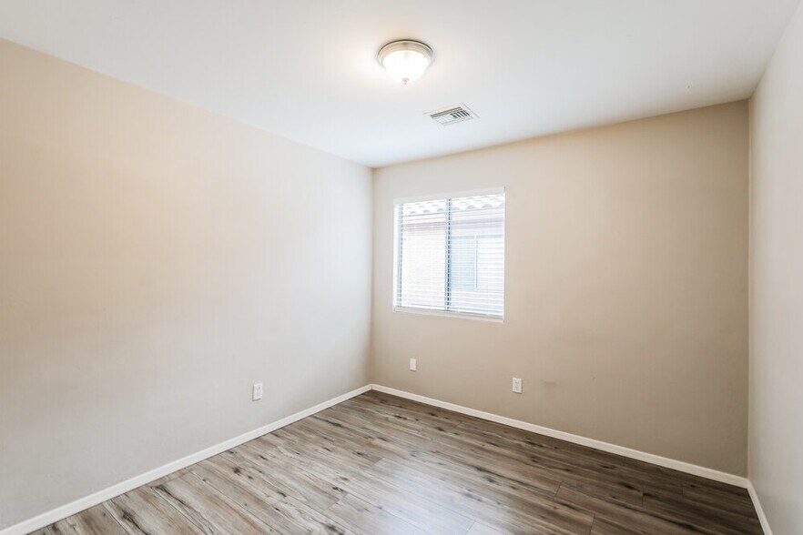 Building Photo - 4098 E Angel Spirit Dr