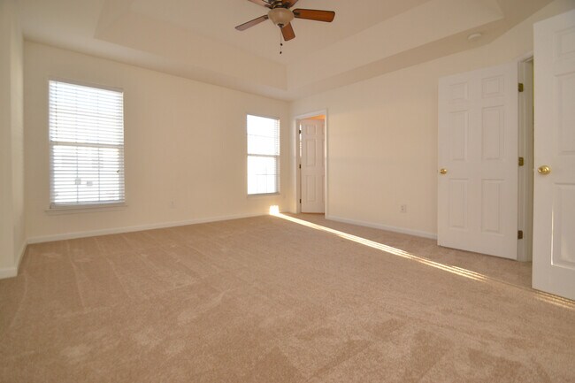 Building Photo - Spacious Ballantyne Living | 3BR, 3.5BA with Community Pool