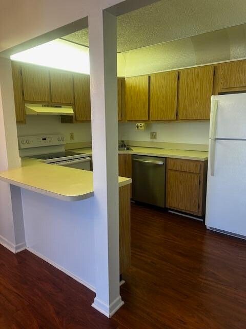 Building Photo - 435 Pine Glen Ln