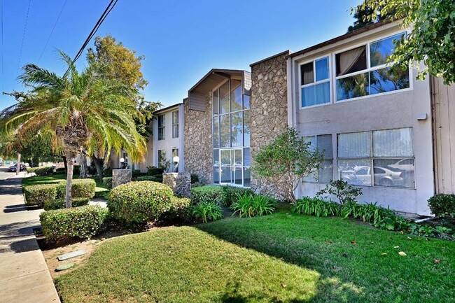 Building Photo - Spacious 1 Bedroom Condo in Chula Vista!