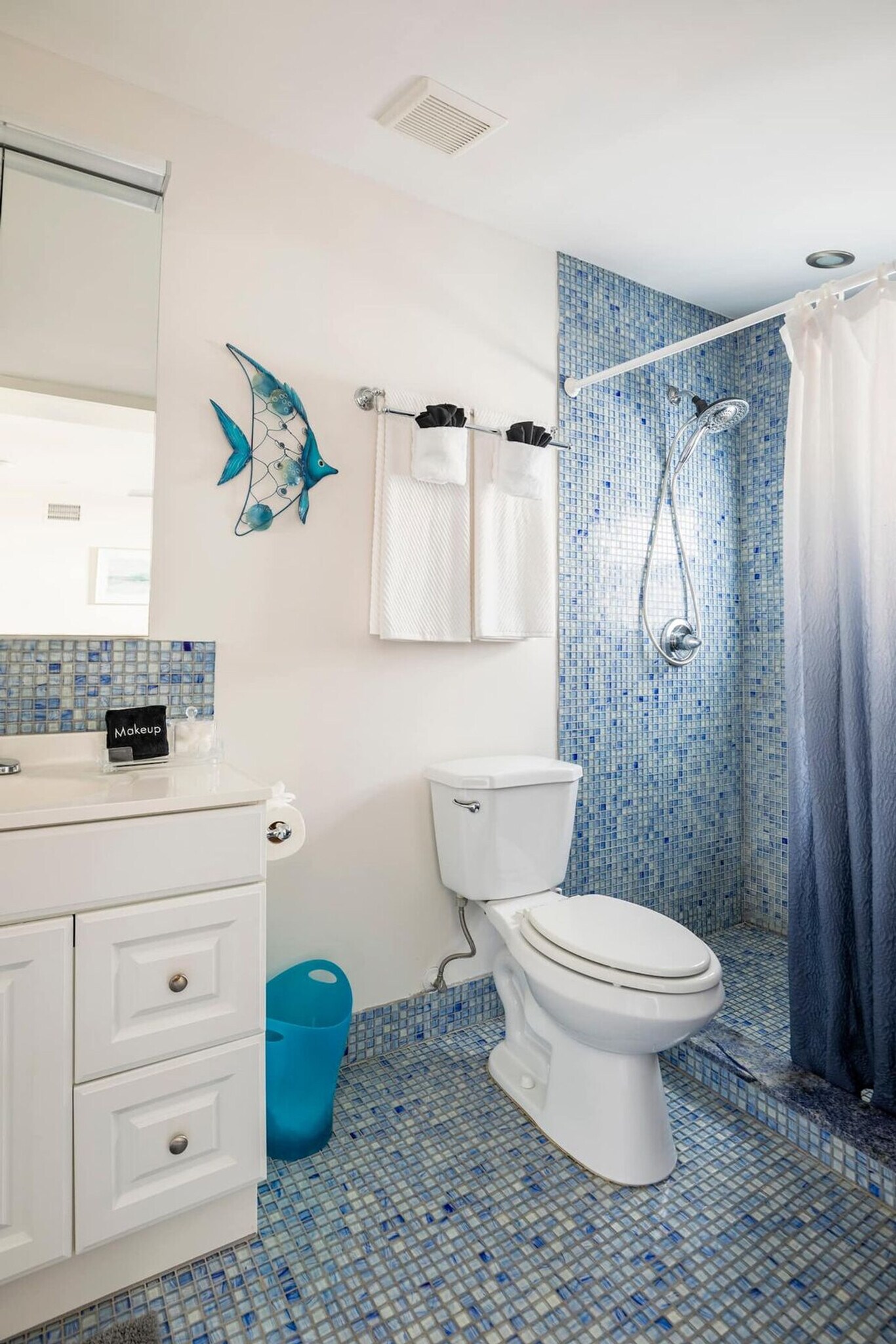 Building Photo - 212 SW 2nd Pl