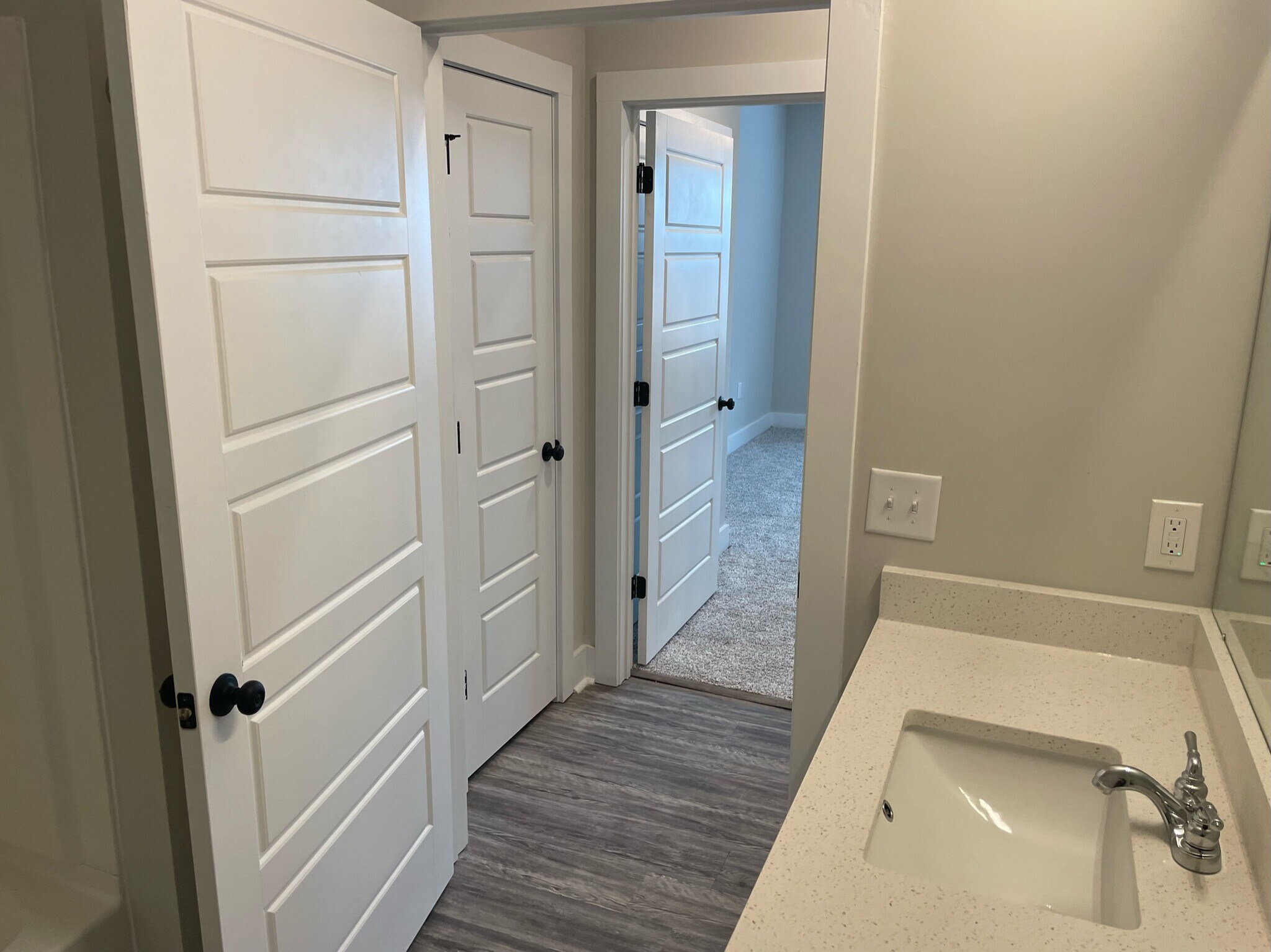 Building Photo - 395 S Crow Creek Dr NW