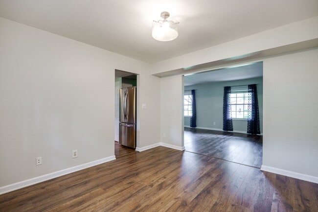 Building Photo - 5781 King Arthur Dr