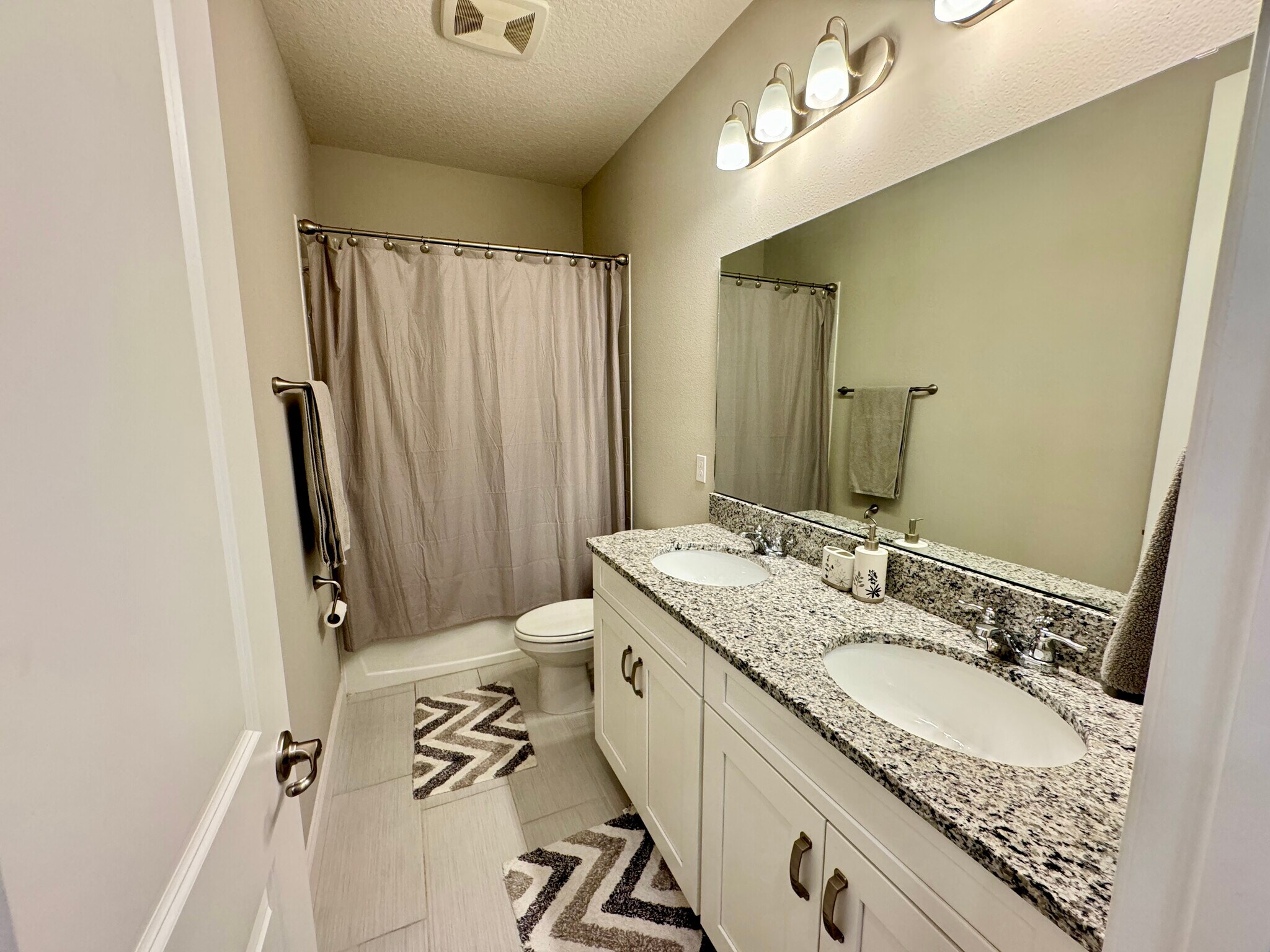 Building Photo - 9268 Juniper Moss Cir