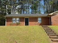 Building Photo - 113/115 Michele Dr