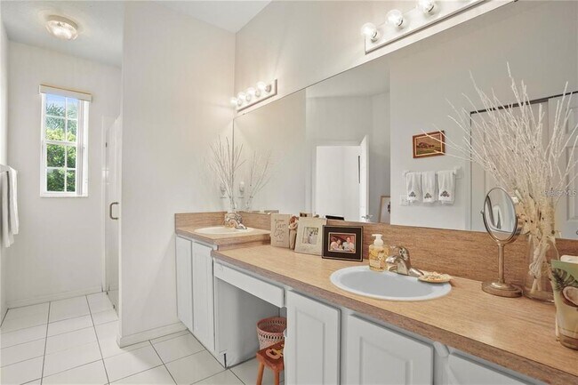 Building Photo - 3999 Whistlewood Cir