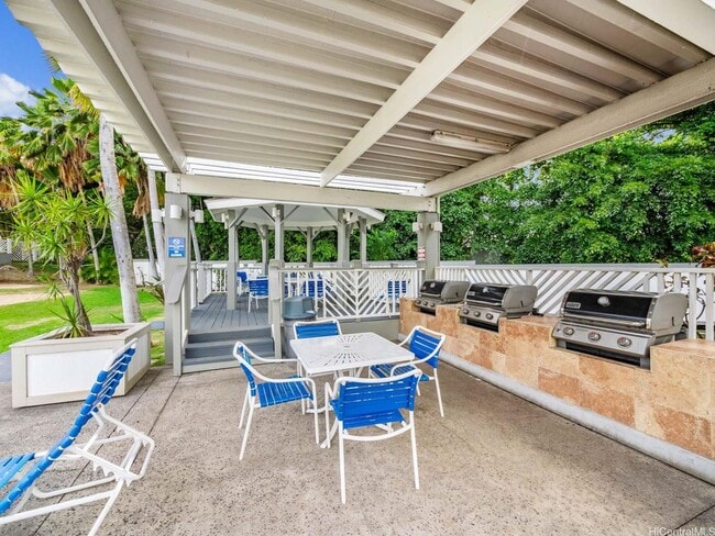 Building Photo - Crosspointe-Upgraded 2 Bedroom, 2 bath, 2 parking stalls