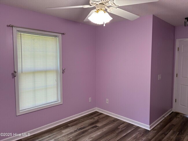 Building Photo - 17 Calabash Dr