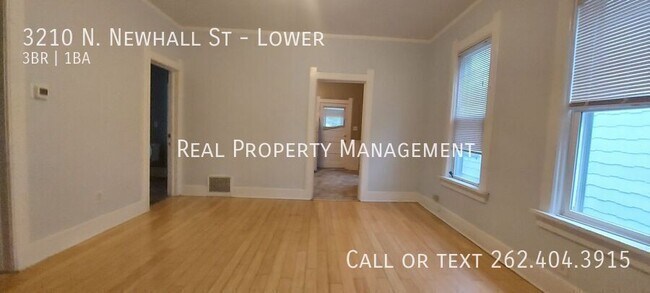 Building Photo - 3210 N Newhall St