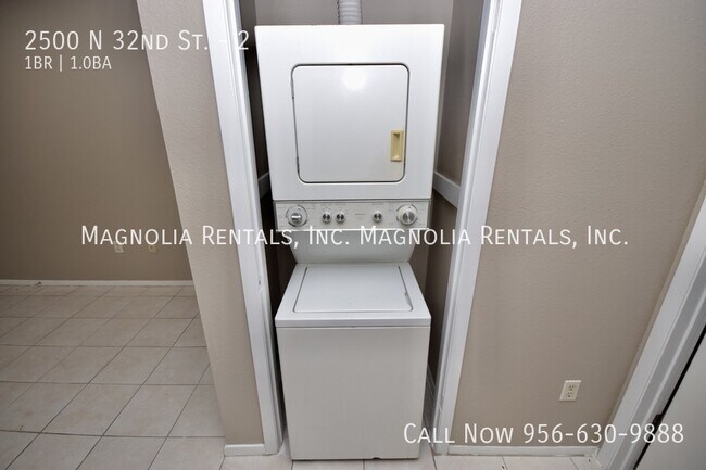 Building Photo - 2500 N 32nd St