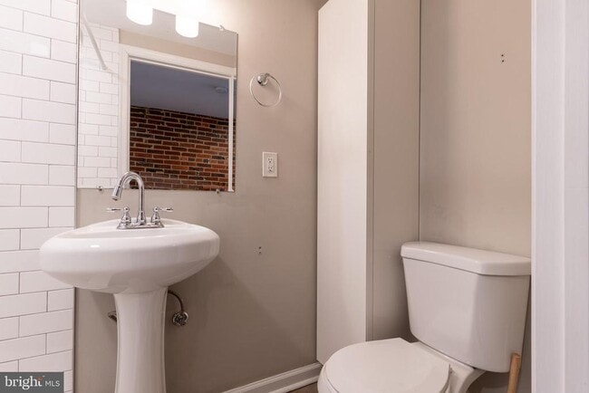 Building Photo - 1036 Patapsco St