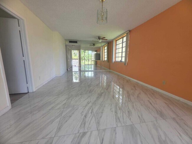 Building Photo - 5750 NW 64th Ave