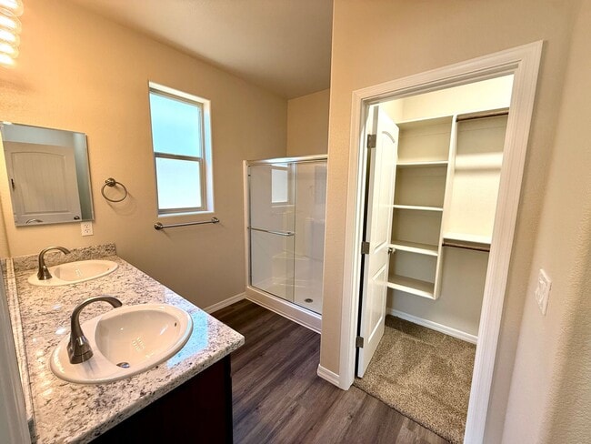 Building Photo - New Construction 3 Bed / 2 Bath Home with ...