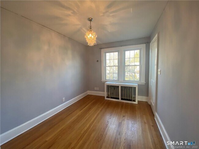 Building Photo - 71 Fennbrook Rd