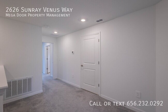 Building Photo - 2626 Sunray Venus Wy