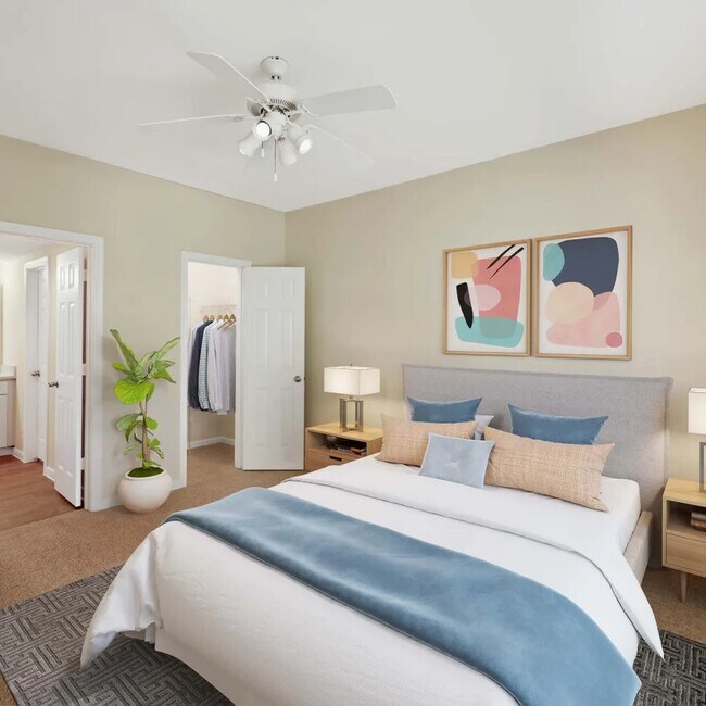 Building Photo - Comfort & Convenience in Houston!