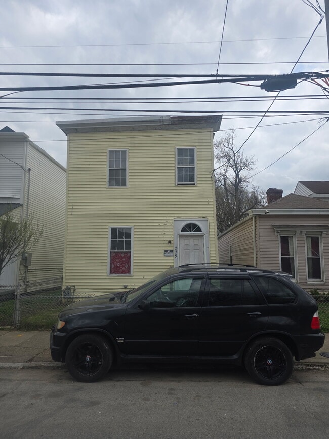 Building Photo - 229 N 26th St