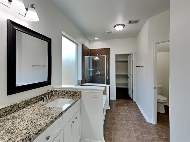 Building Photo - 6434 Tea Tree Dr