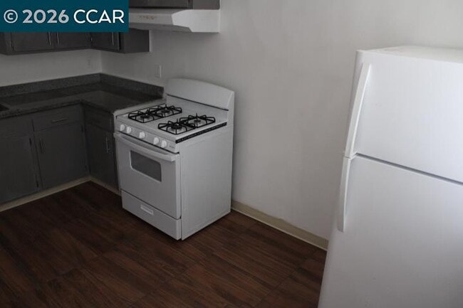 Building Photo - 2515 Manchester Ave