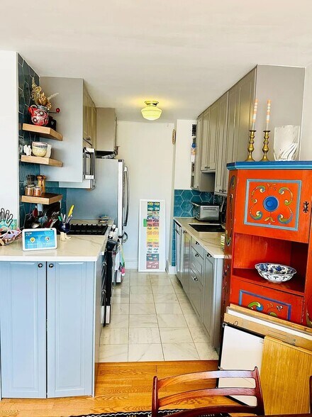 Kitchen - 1545 18th St NW